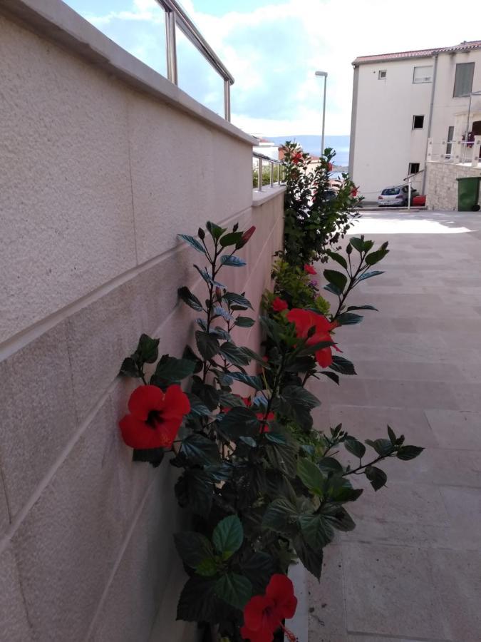 Makarska Sea View Rooms ภายนอก รูปภาพ