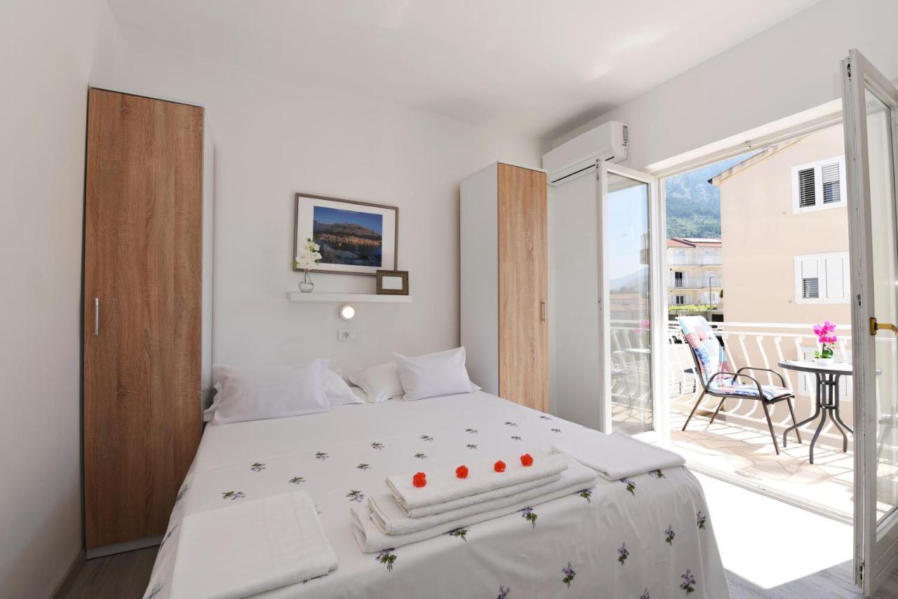Makarska Sea View Rooms ภายนอก รูปภาพ