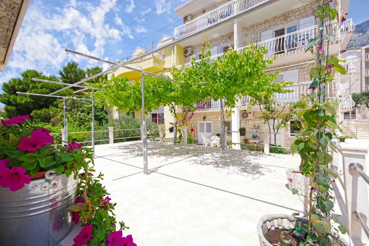 Makarska Sea View Rooms ภายนอก รูปภาพ